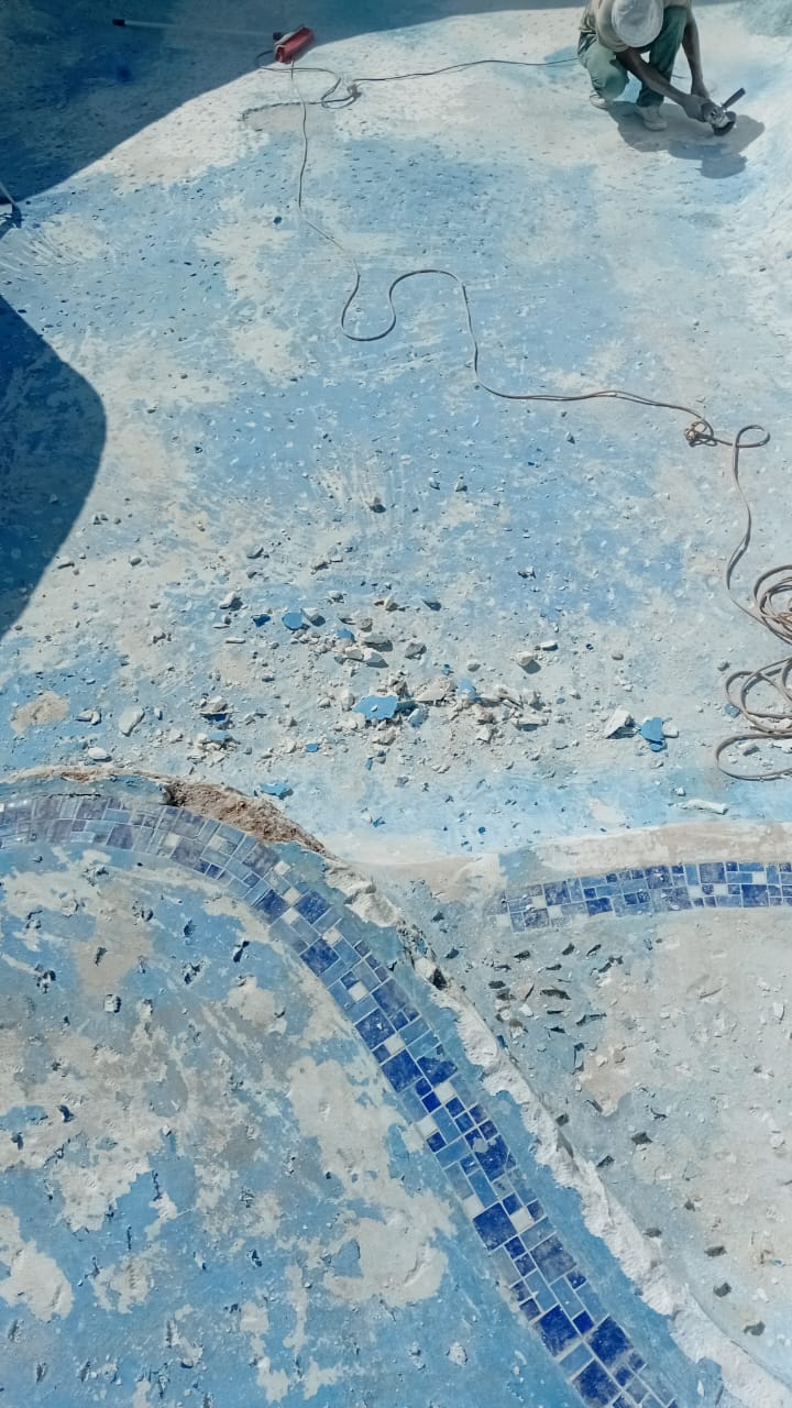 Pool brickwork structural leveling phase