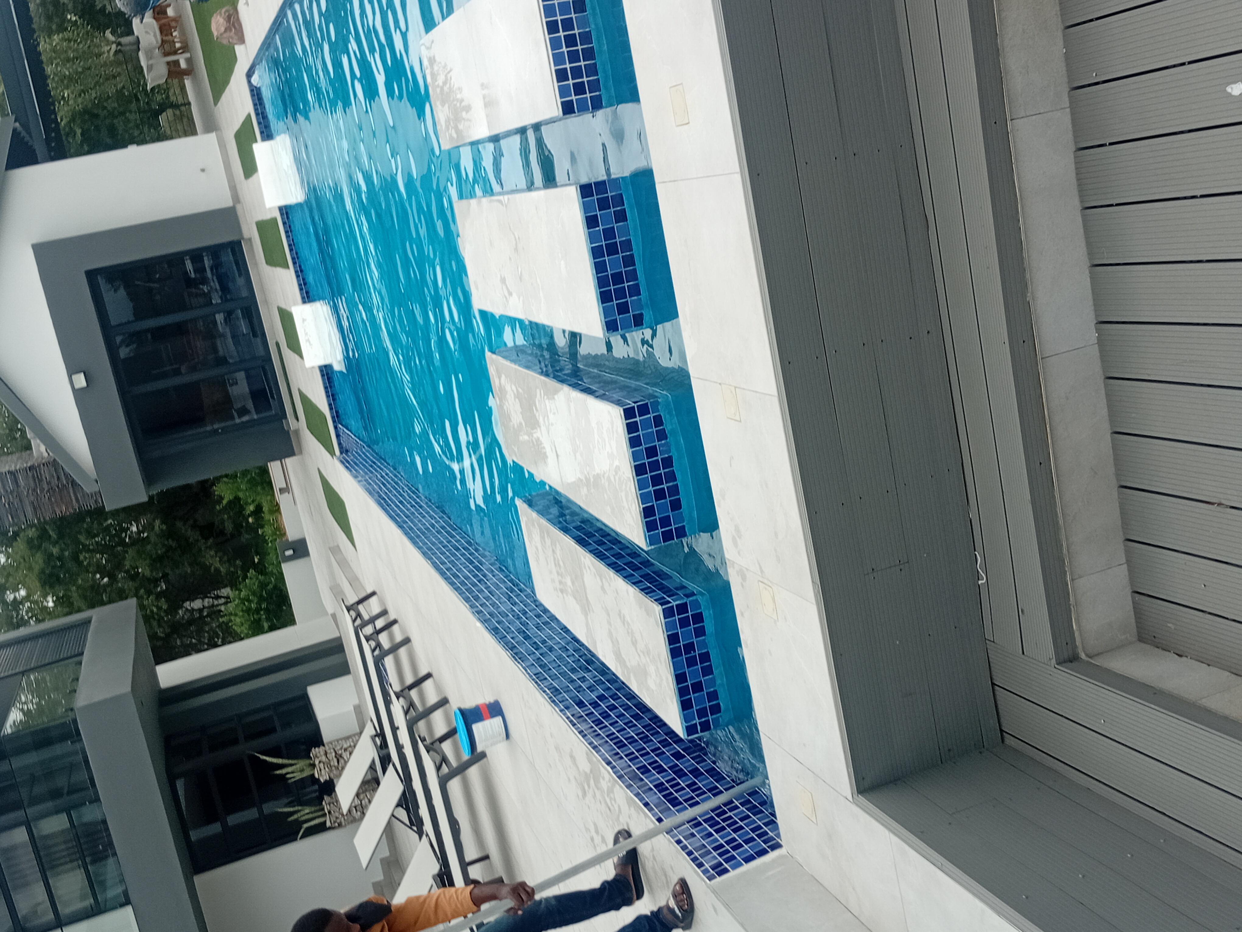 Pool brickwork structural phase